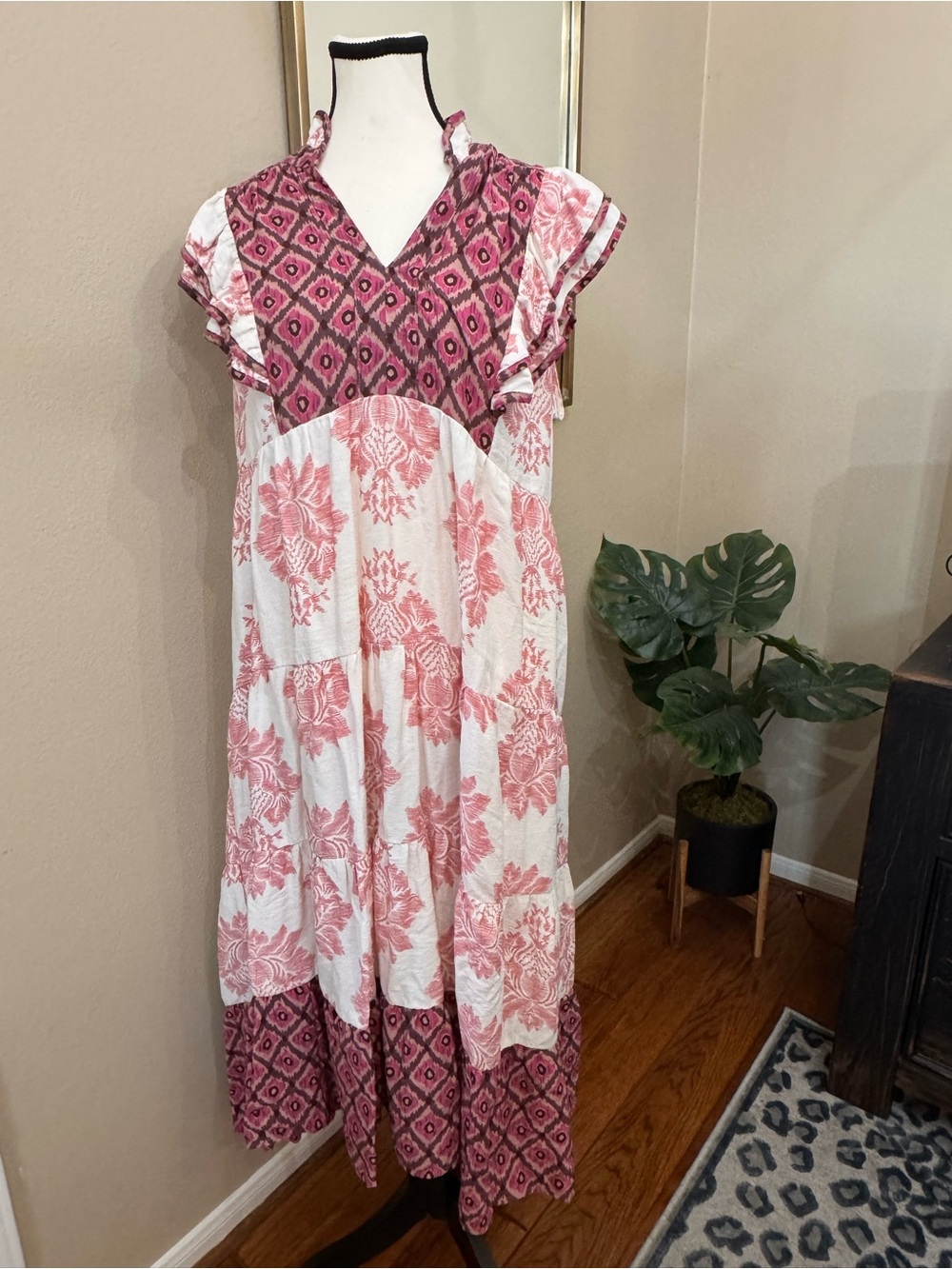 Umgee Size L Pink Floral Mixed Print Tiered Midi Dress Ruffle Sleeve